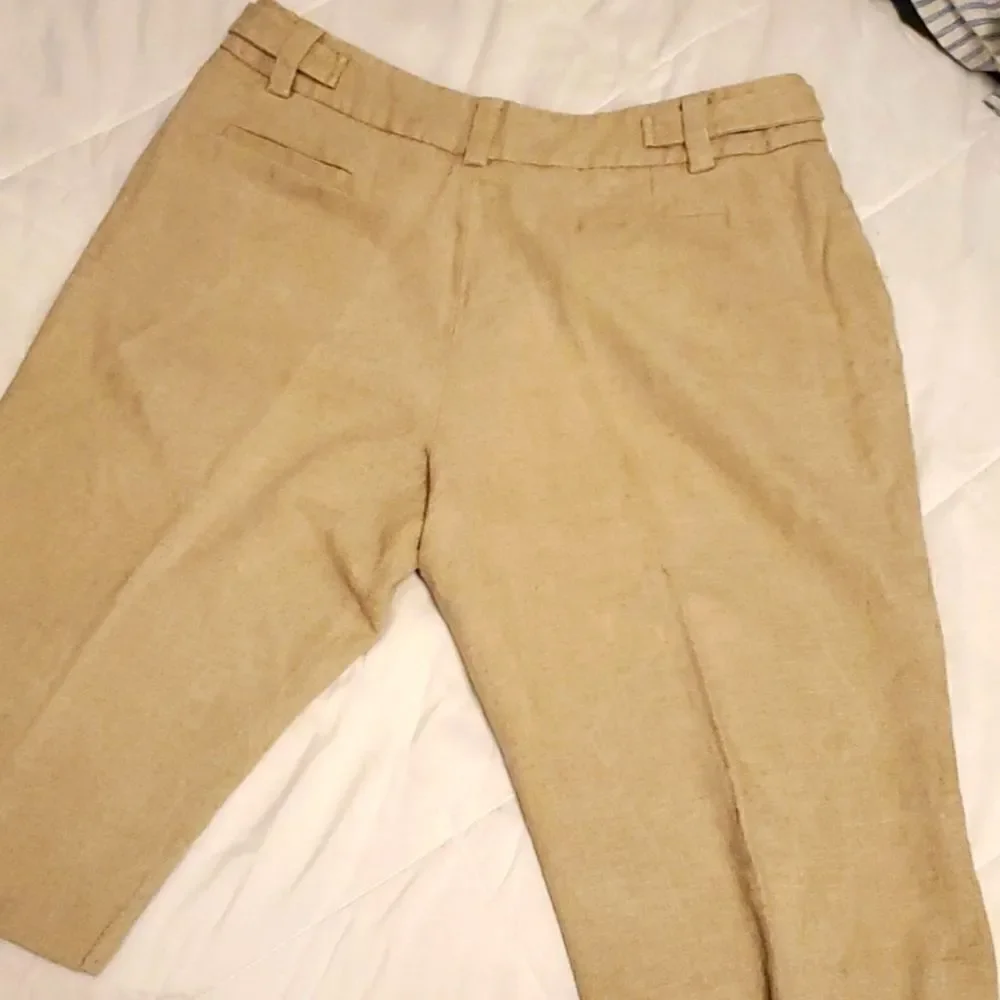 Peter Nygard collection, womans linen shorts 12 petite